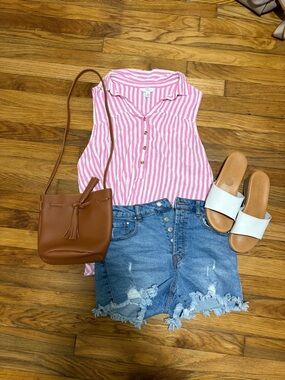 Pink White Striped Sleeveless Button Top Time and Tru Size M (8-10)